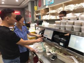 武汉市洪山区食药监局重点监管热门餐饮商户 守住食品安全底线