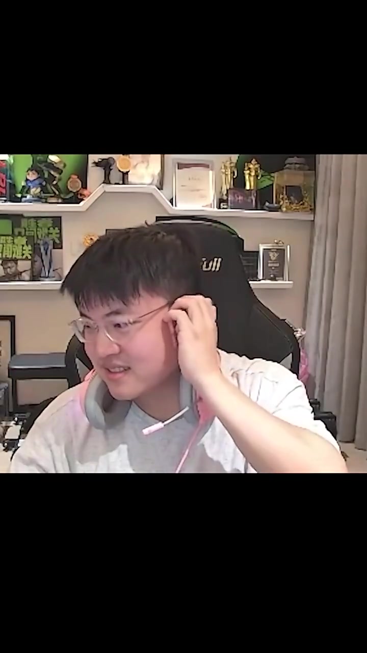 谈球吧(中国)官方网站Uzi：主播真正退役是很久以前了 唯一一次退役是在不知情的情况下退役的
